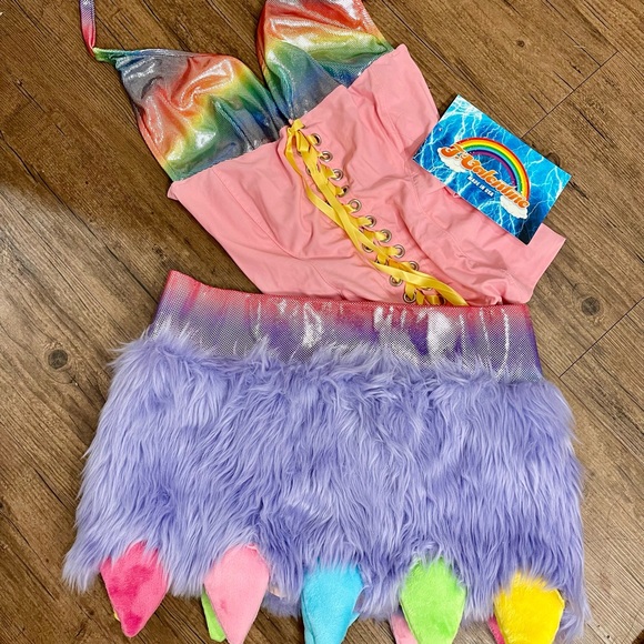 Sexy Halloween costumes - Picture 3 of 4